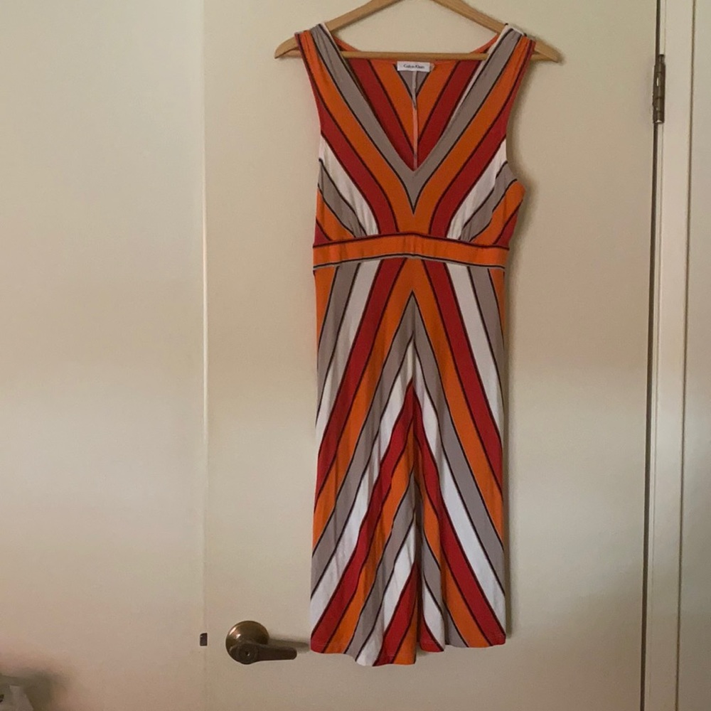 Calvin Klein extremely flattering dress